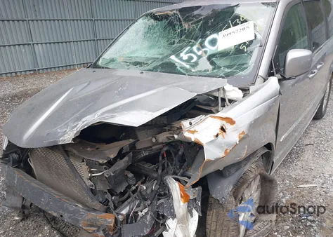 2016 Chrysler Town & Country Touring из США, поврежденный, VIN 2C4RC1BG1GR298427